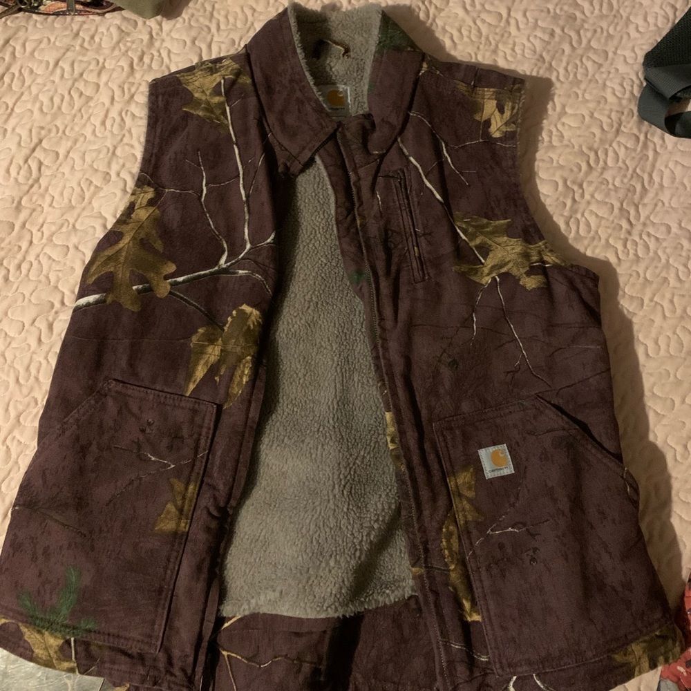 Women’s purple camouflage Carhartt vest